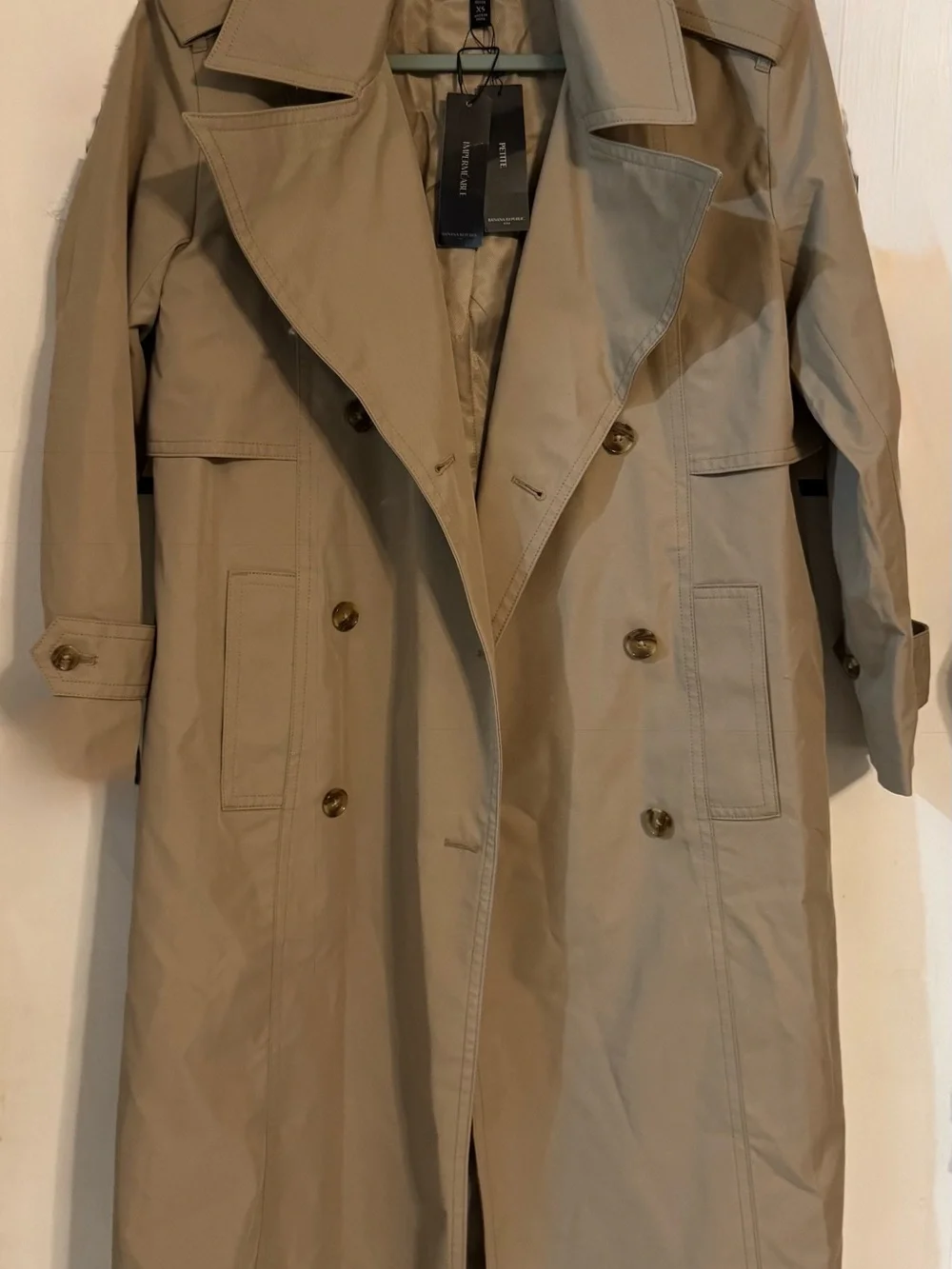 Banana Republic Women's Tan Double-Breasted Trench Coat